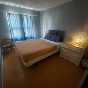 West Queen West 3*, Toronto Canada