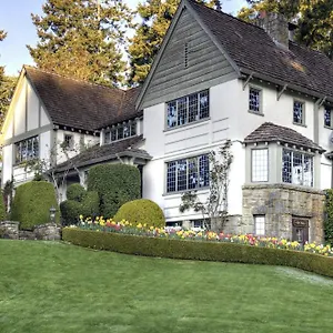 Hastings House **** Ganges